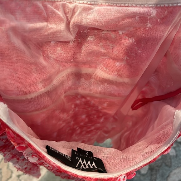 W by Worth Tank - Picture 5 of 8